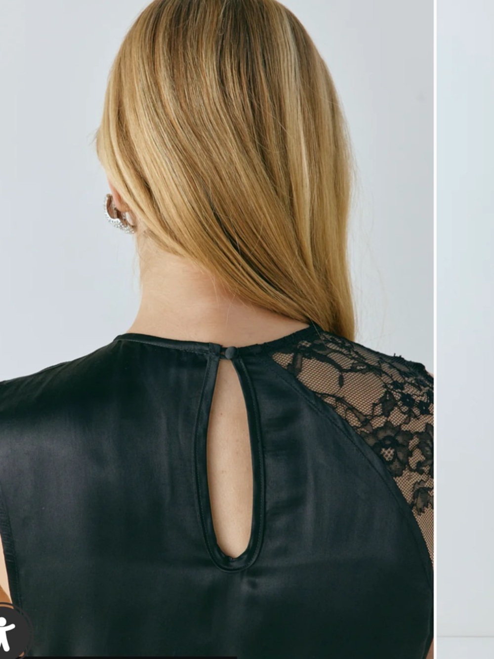 Sleeveless Black Lace-Panel Maxi Dress - Picture 6 of 7